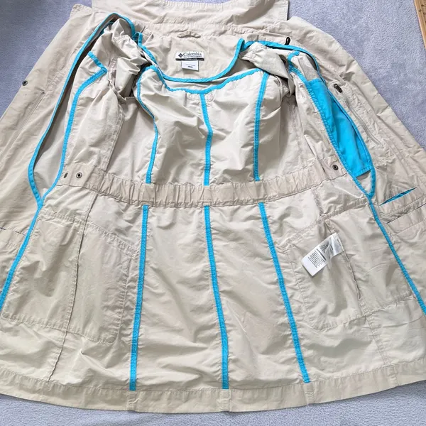 Columbia Omni-Shield Women's Jacket Beige‎ Lightweight Rain Coat Hooded Medium - Image 7