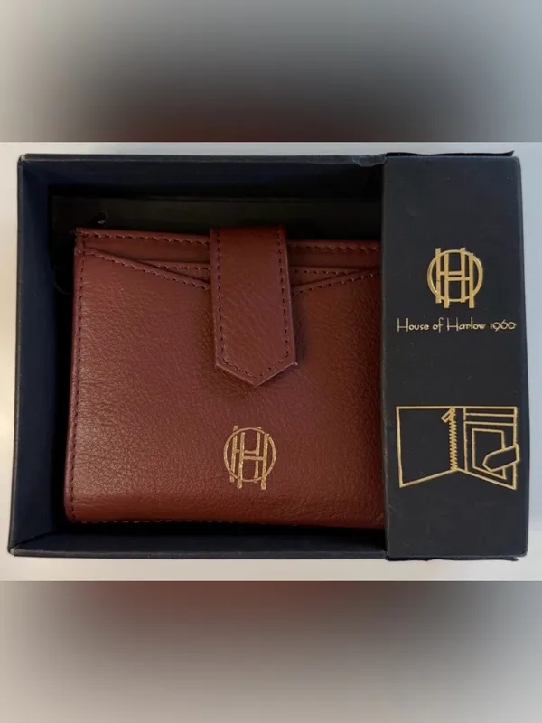House of Harlow 1960 NWT Women's Burgundy Bifold Wallet Card Case ID Window Box - Image 2