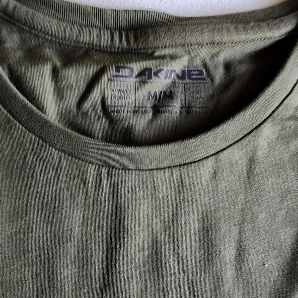 NWT Dakine Women’s green t-shirt, Size M - Image 2