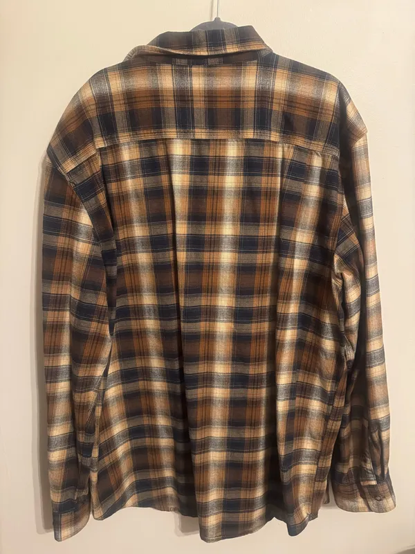 Carhartt Plaid Button-Up Flannel Shirt - Image 3