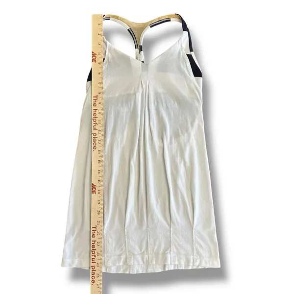 Lululemon Women’s Size 6 White Navy Racerback Tank Top‎ Built-In Bra Yoga Gym - Image 6