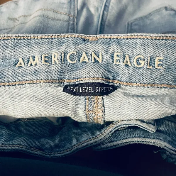 Size 4 American Eagle Distressed Ripped Light Wash Denim Jeans Jeggings Next Lev - Image 8
