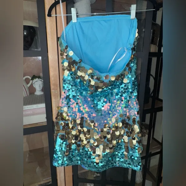 Mermaid core sequin dress mini bodycon strapless discs metallic shiny iridescent - Image 4