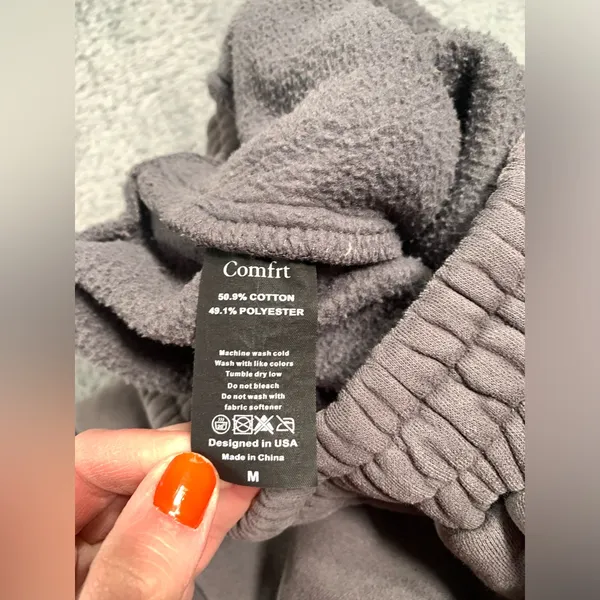 Comfrt Gray Sweatpants medium - Image 8