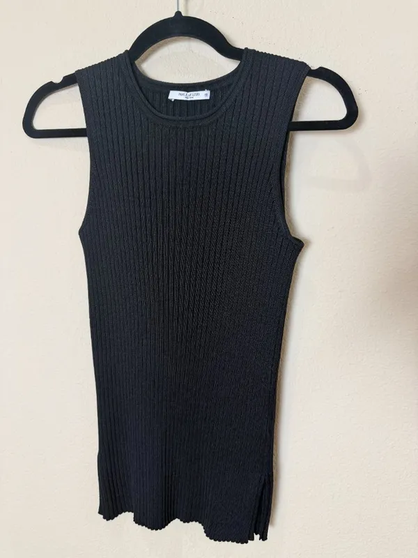 M.M. LaFleur Black Ribbed Knit Sleeveless Top Size XS - Image 2
