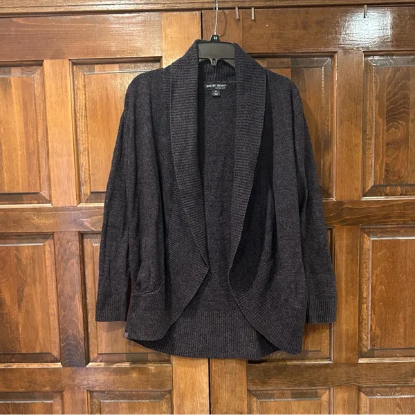 Barefoot Dreams‎ Medium Cardigan Dark Gray Open Front Pockets Long Sleeve - Image 4