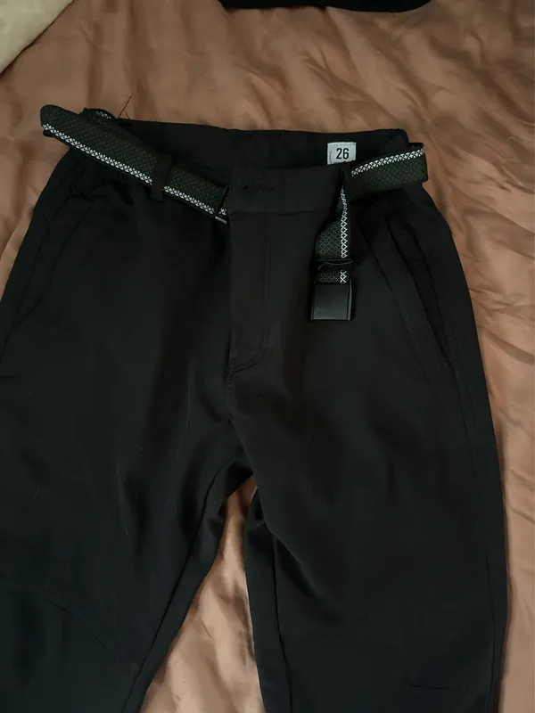 Black fleece lined pants - Image 2