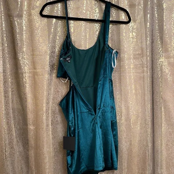 Lulus Cabaret cutie emerald green velvet cutout bodycon mini dress, size L NWT - Image 7