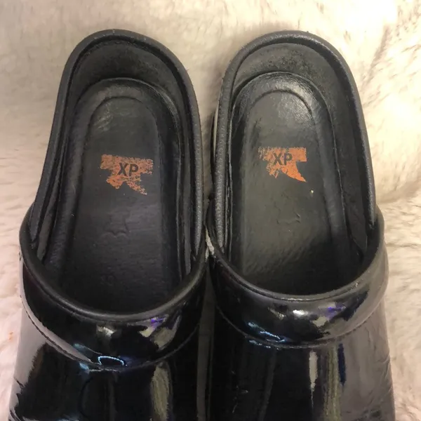 DANSKO Leather Clogs size 38 (US 7) - Image 4