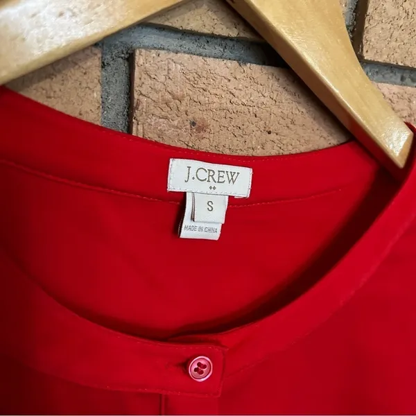 J Crew Red Poppy Blouse Drapey Crepe Henley Tunic Long Sleeve Top Women’s Size S - Image 2