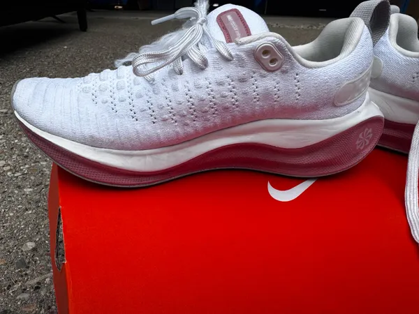 Women’s Nike Reactx Infinity Run - Image 4