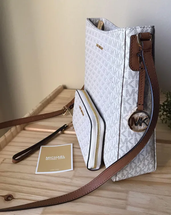 Michael Kors Set - Image 4