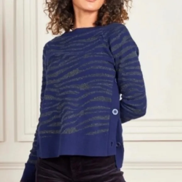 Stella & Dot NEW Women’s Side Button Sweater Navy Blue Zebra‎ Metallic Size M - Image 2