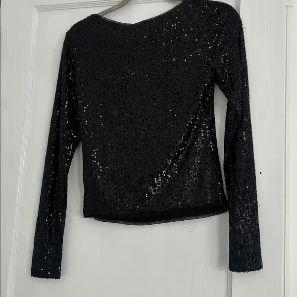 Abercrombie & Fitch Long-Sleeve Sequin Boatneck Top in Black- S - Image 6
