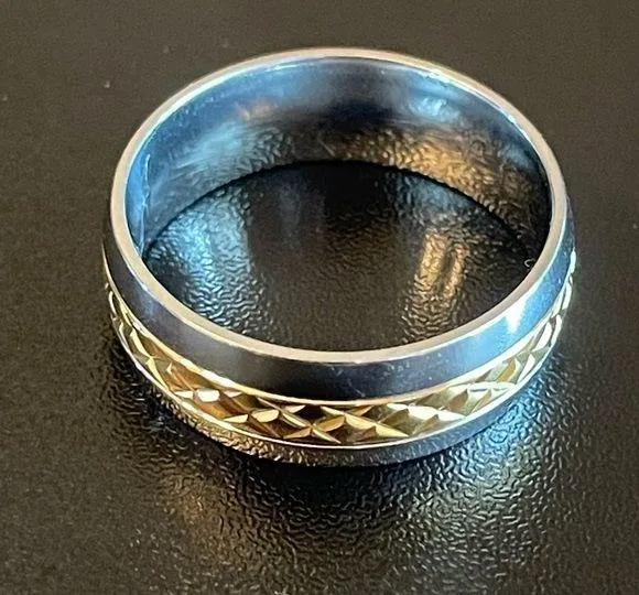 8mm gold center silver men ring - Image 2