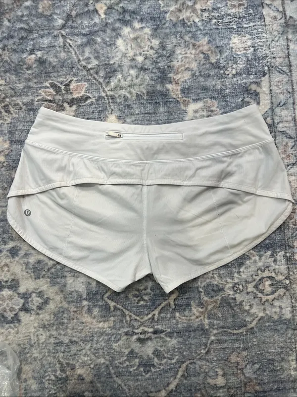 lululemon athletica White Women’s Athletic Running Shorts size 8. Light grey. - Image 2