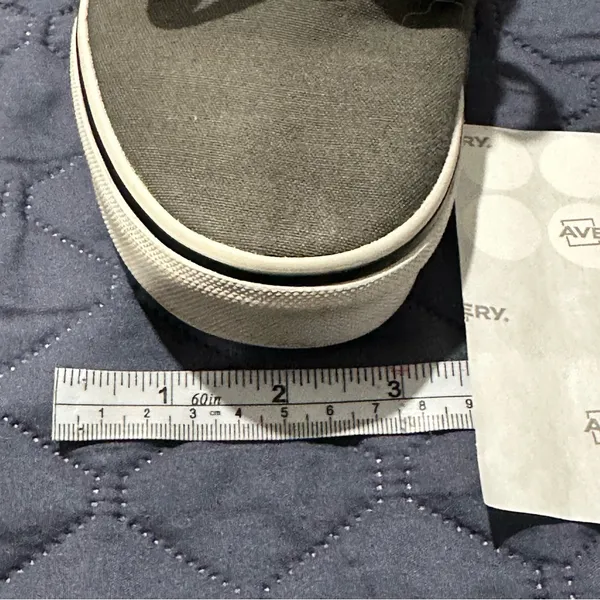 Vans grey sneakers lace up youth size 5 womens size 6.5 grunge 2000s alt skater - Image 4