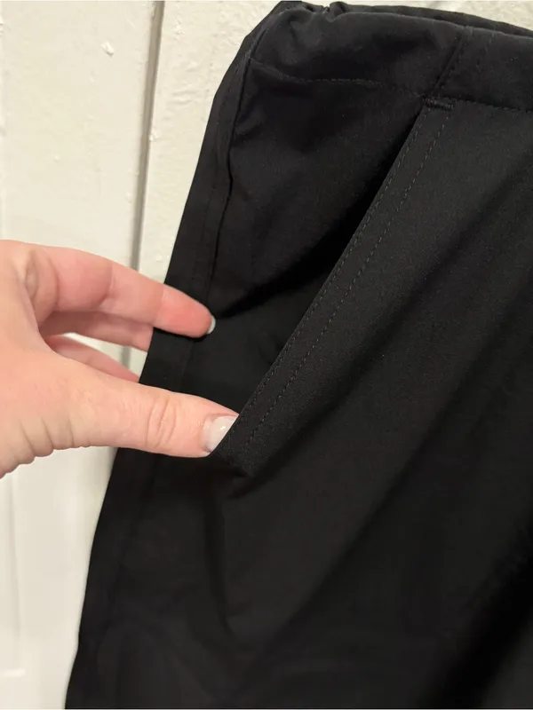 NWT Halara Black Loose Fitting Pants - Image 3