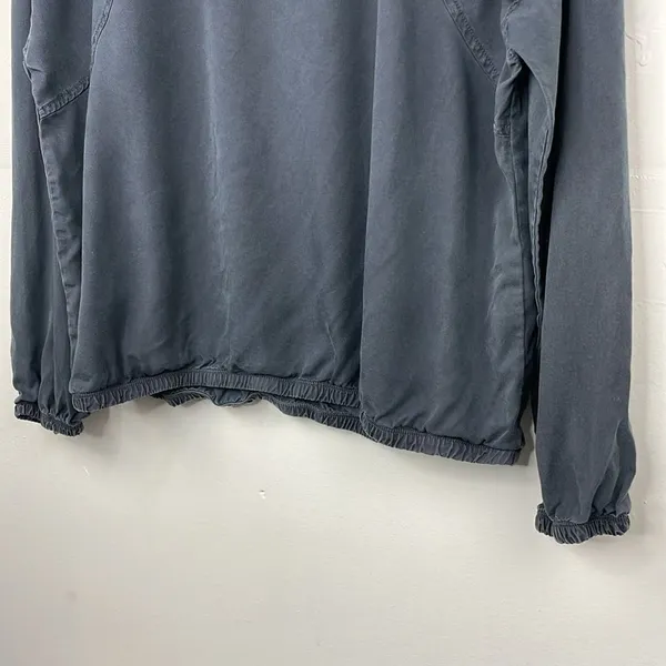 Prana Lavendar Bay Pullover Top size Medium Gray - Image 6