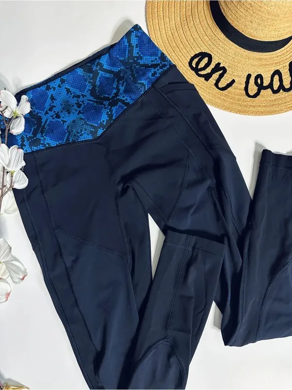Lululemon All The Right Places Pant Size 6 Blue Snake Print Full Length Leggings - Image 9