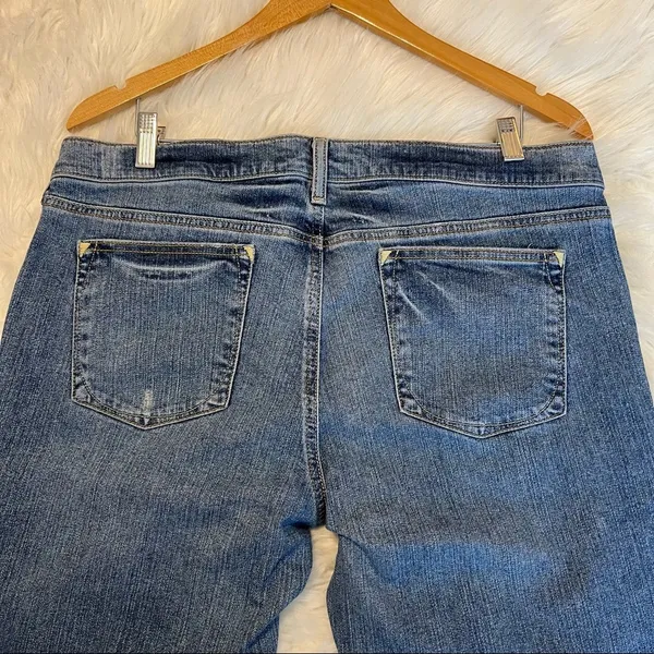 Old Navy Denim Stretch Ultra Low Waist bootcut Jeans Size 14 long - Image 3