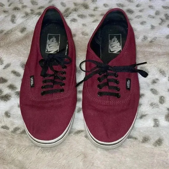 Van’s Sneakers - Image 2