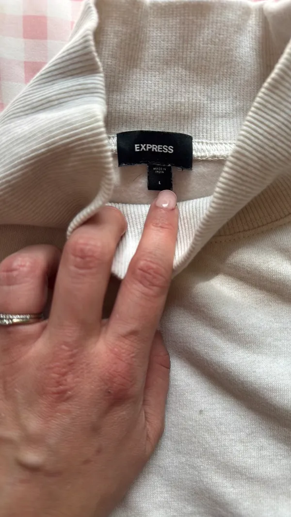Express Cropped Turtleneck - Image 2