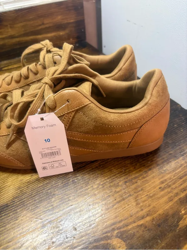 Time And Tru Brown Sneakers Size 10 - Image 4