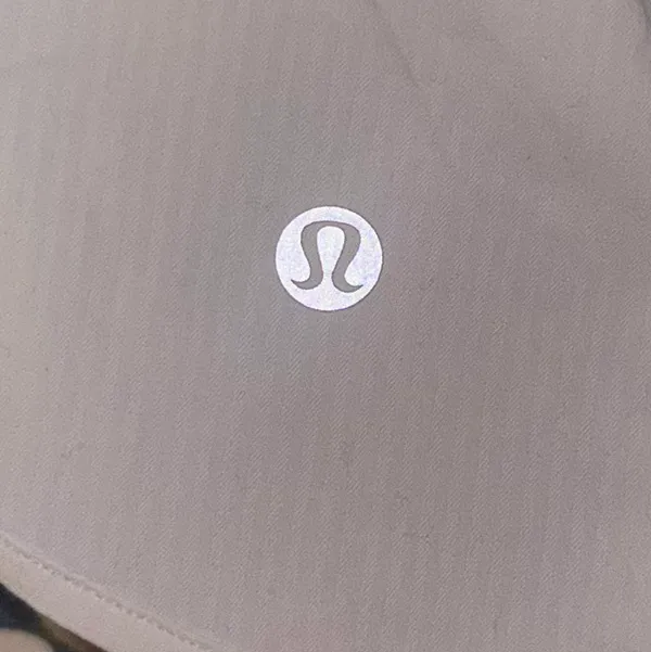 Lululemon Track That Short High-Rise - Image 3