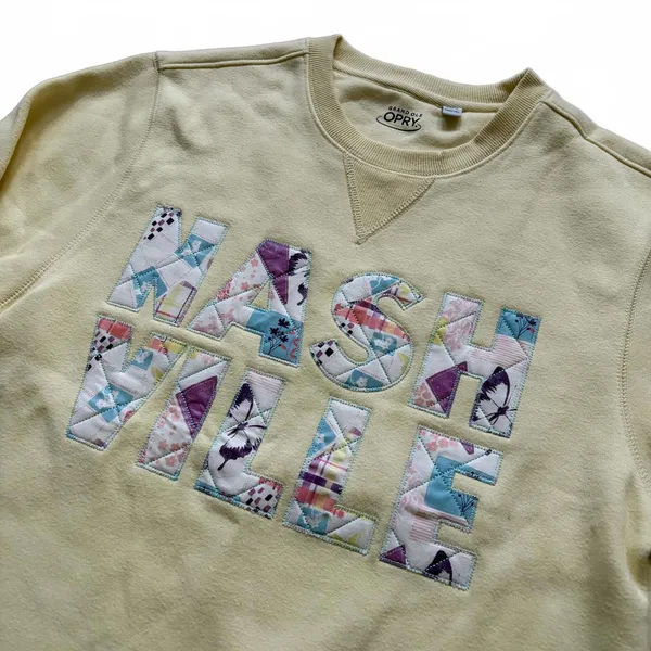Grand Ole Opry Nashville Crewneck Sweatshirt Stitched in Song Sweater Women's S - Image 4