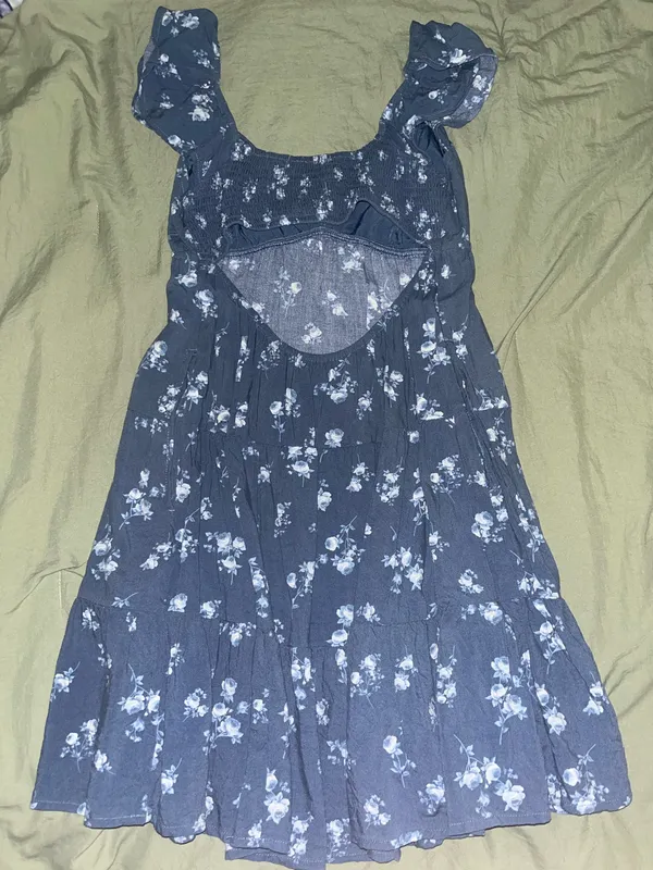 Hollister Dress Floral Blue - Image 2