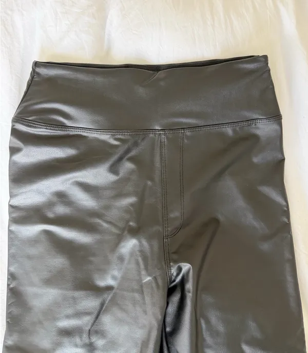 Aerie Black Faux Leather Leggings - Image 2