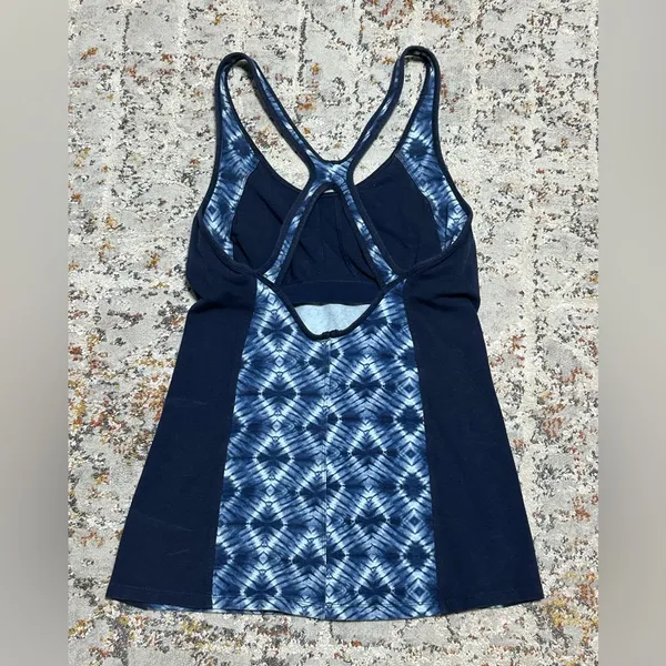 PATAGONIA razor back tank top with Bra size Small blue organic cotton - Image 3