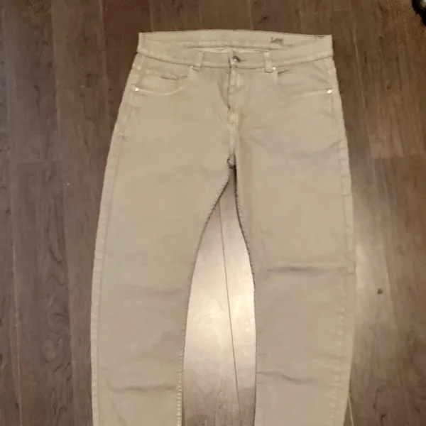 Lee Tan Beige Jeans Sz 34 - Image 2