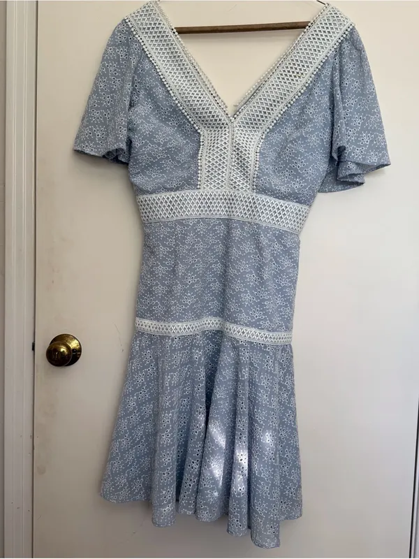 Gianni Bini Light Blue Lace Mini Dress with White Trim, eyelet lace flare dress - Image 4