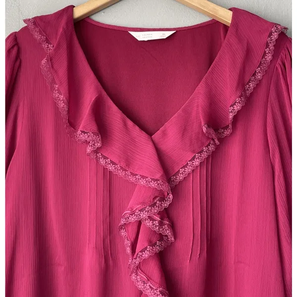 LC Lauren Conrad Top Size XL Berry Sheer Ruffled Romantic Feminine Lace Trimmed - Image 3
