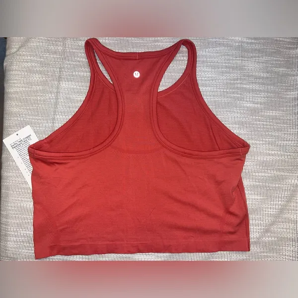 Lululemon Swiftly Tech‎ Cropped Racerback Tank 2.0 - Size 14 - Red (DTRE) - Image 3