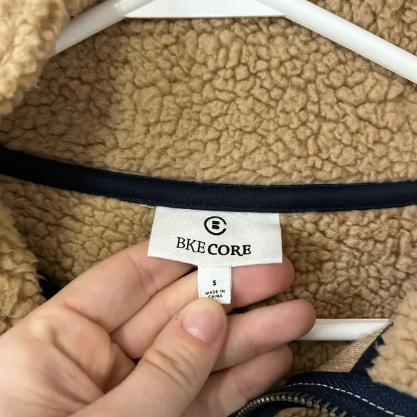 BKECore Color Block Sherpa Jacket size small‎ - Image 3
