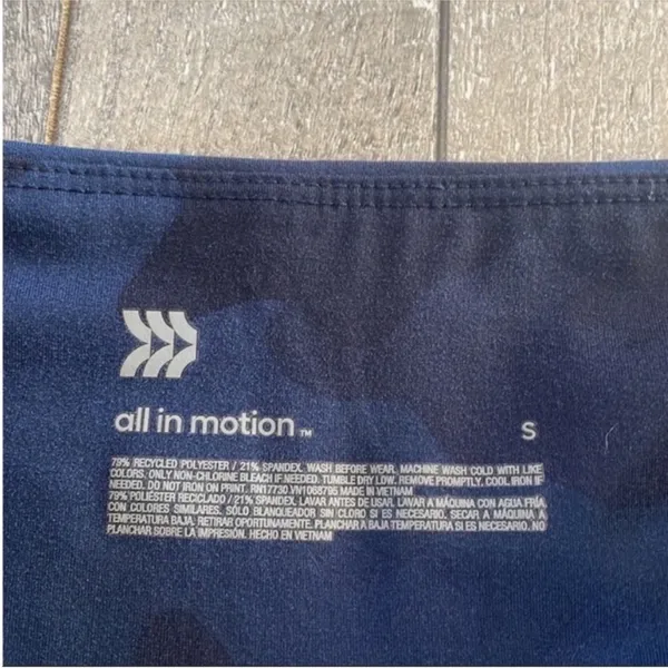 All In Motion Size Small Blue Camouflage High-Waisted Activewear Leggings. - Image 4
