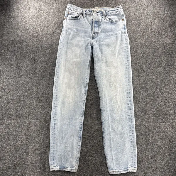 Levi’s Premium Wedgie Straight Ankle Jeans Women’s 26 Light Wash 26 Inseam - Image 2