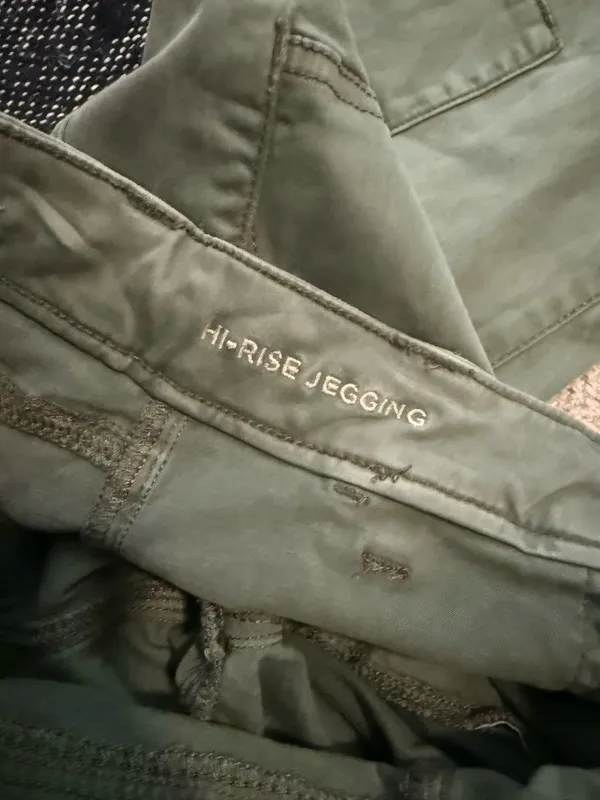 American Eagle Outfitters Hi-Rise Jeggings Cargo - Image 4