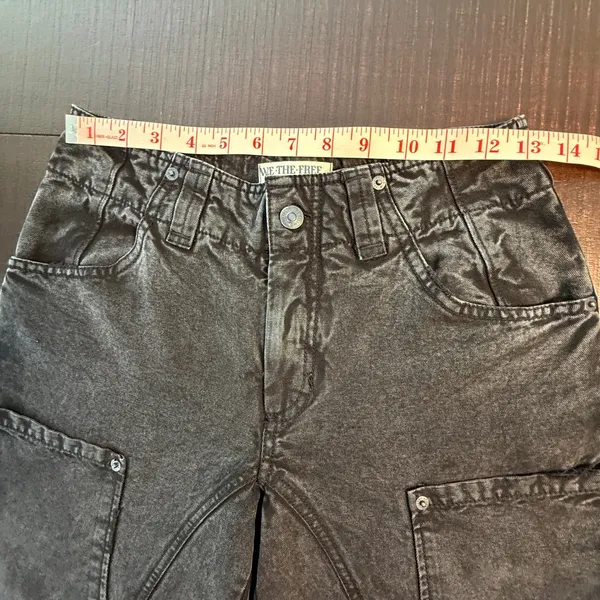 We The Free SuperSonic Slim Jeans Women Size 0 Black Acid Wash Utility Boho Crop - Image 5