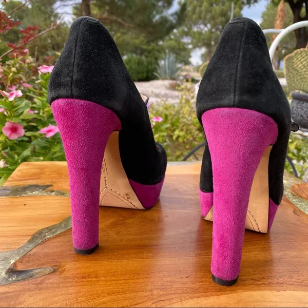VINCE CAMUTO Black and Purple Suede Mary Jane Platform Pump Heel Size 6 - Image 7