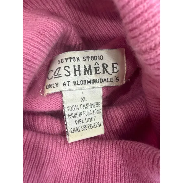 VTG Bloomingdales Sutton Studio Cashmere Turtleneck Sweater Bubblegum Pink M - Image 5
