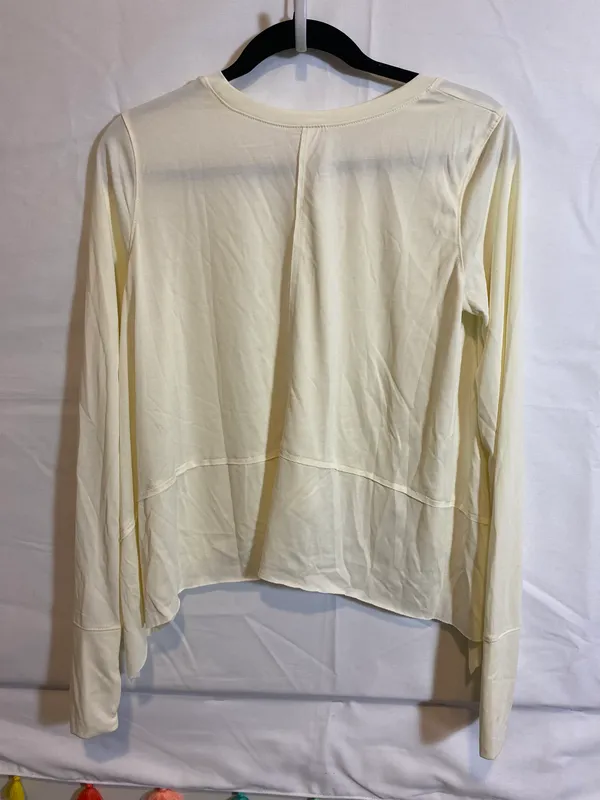 Amazon long sleeve flowy shirt - Image 3