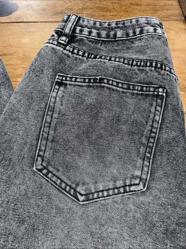 Windsor Grey Acid-Wash Wide Leg Jeans Size Small - Image 9
