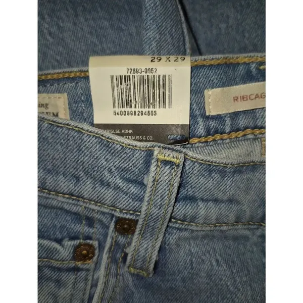 NWT Levi's Ribcage Straight Ankle Jeans - Image 12