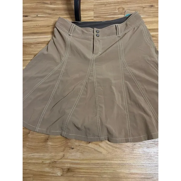 tan Athleta Whatever active skort with front seam detailing - Image 3