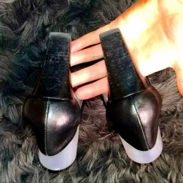 Franco Sarto L-Tiara black leather block heels - Image 4