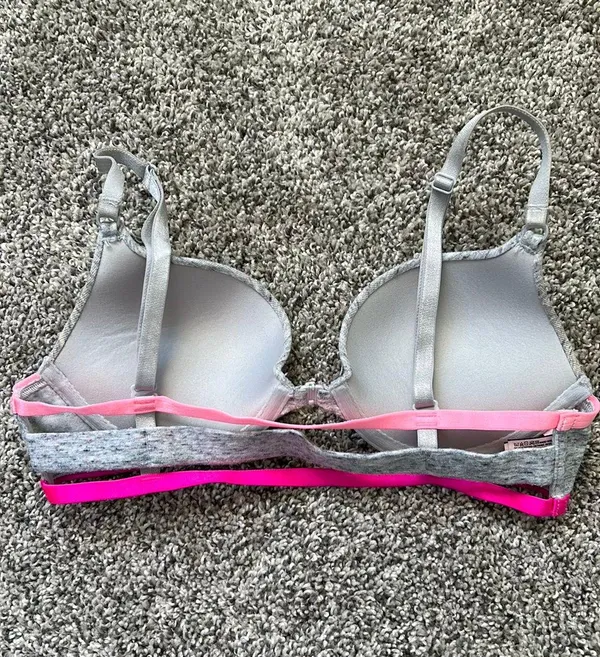 Victoria's Secret Bra - Image 2